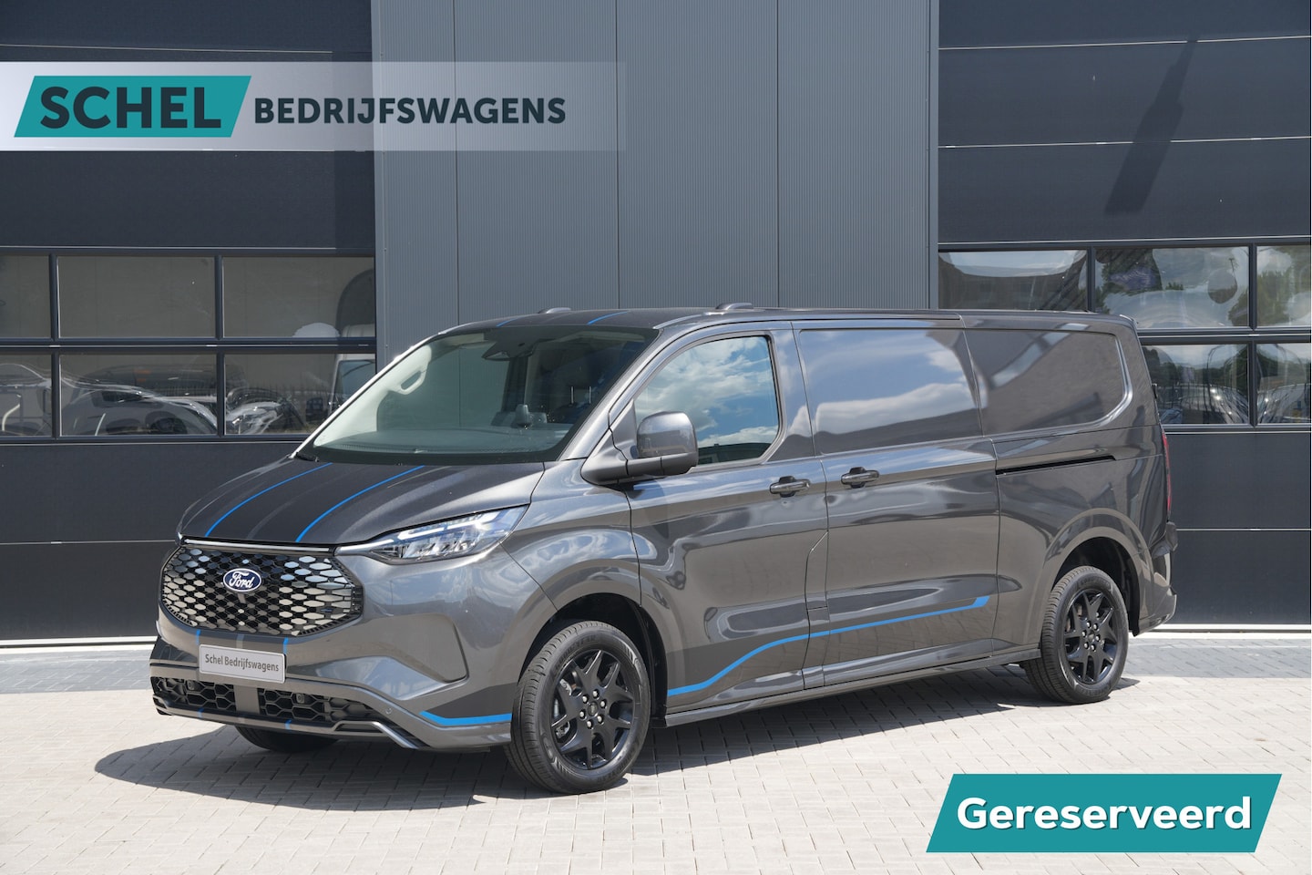 Ford Transit Custom - E-Transit 320 L2H1 Sport 71 kWh 218pk2x Schuif - Stoel/Stuurverwarming - Cruise - Keyless - AutoWereld.nl
