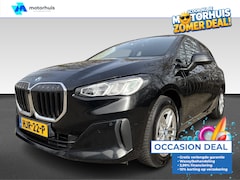 BMW 2-serie Active Tourer - 2 Serie Active Tourer | 225e xDrive Plug-in Hybride | Trekhaak | Navi | Elektrische klep |