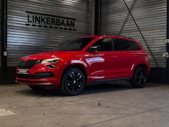 Skoda Karoq - 1.5 TSI ACT Sportline | Panodak | Trekhaak | Stoelverwarming |