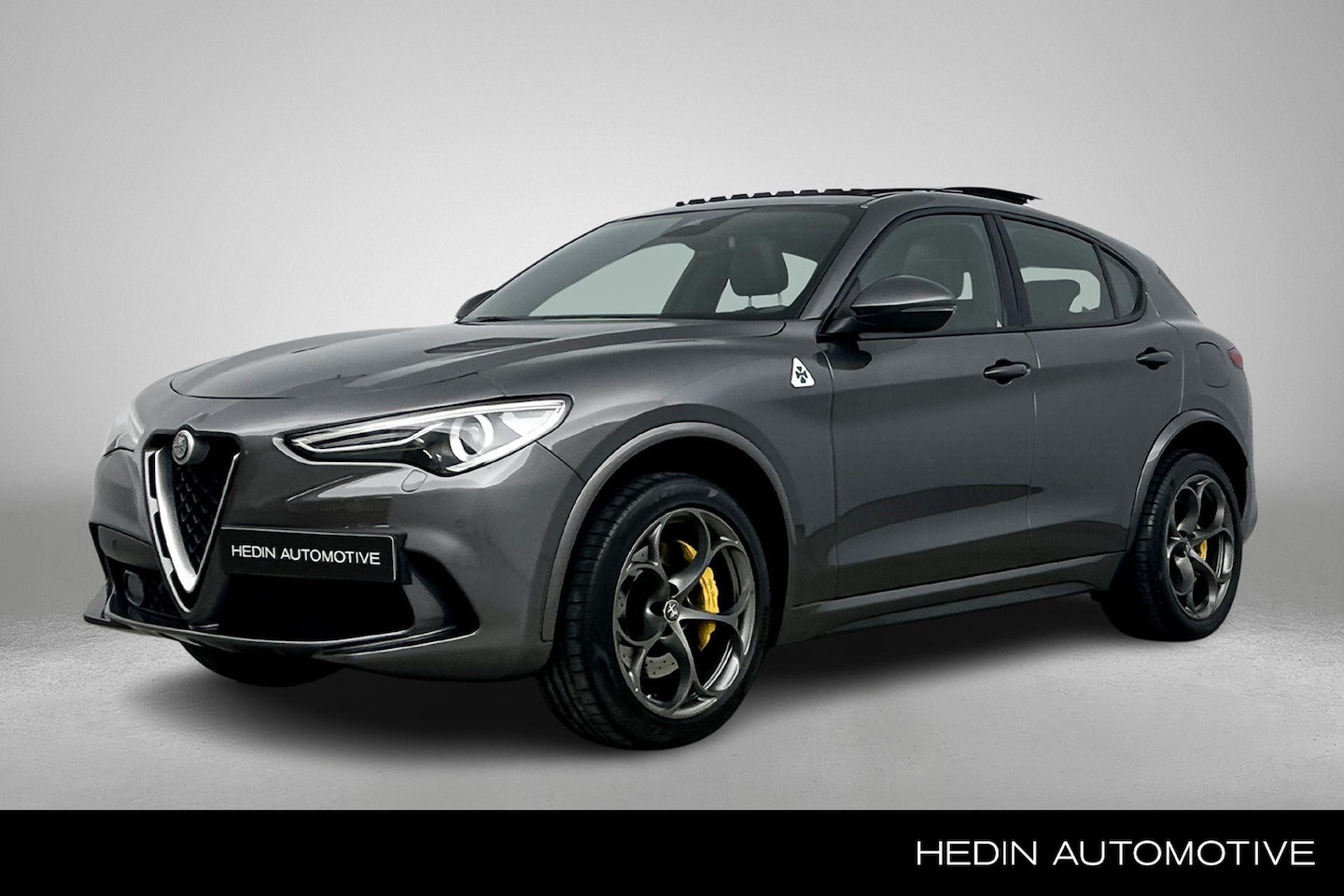 Alfa Romeo Stelvio - Quadrifoglio V6 AWD | Adaptieve Cruise Control | Harman-Kardon | Panoramadak | Camera | St - AutoWereld.nl