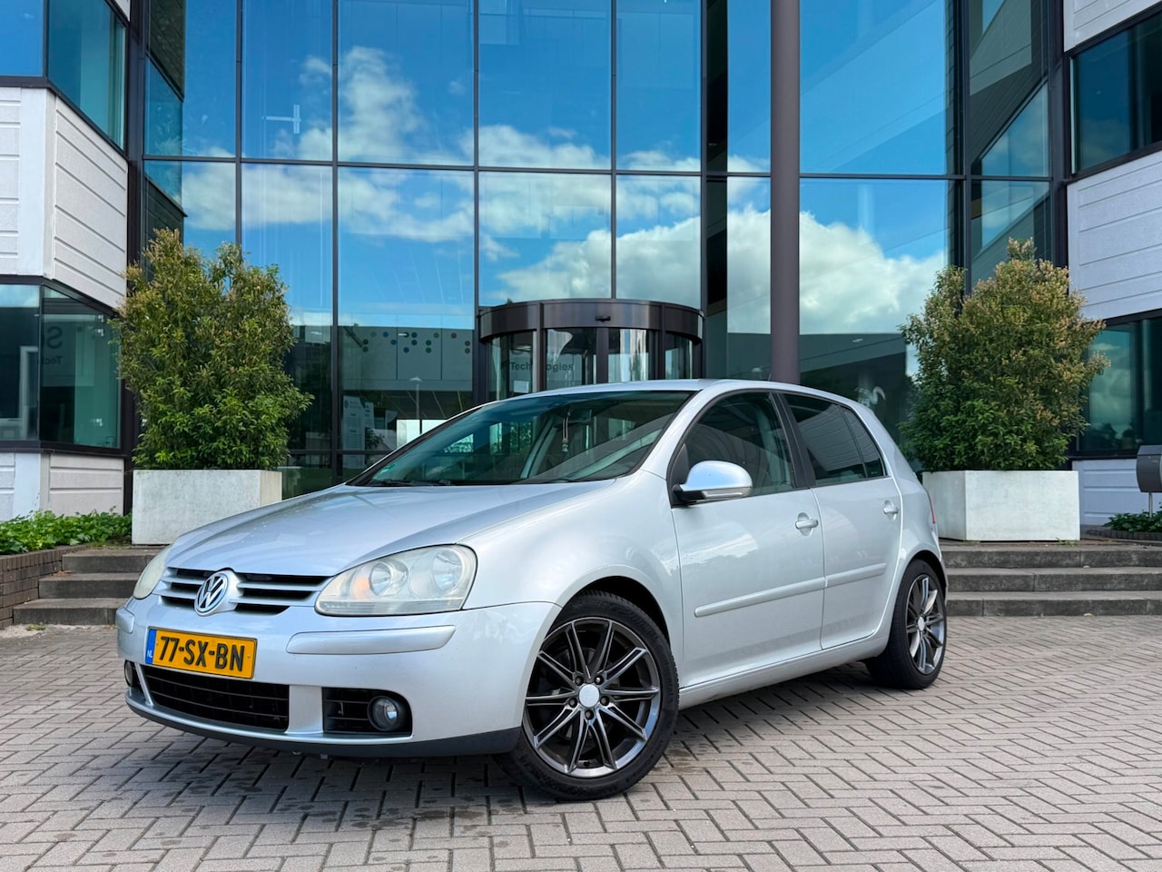 Volkswagen Golf - 2.0 FSI Sportline 4Motion | APK T/M 04-06-27 - AutoWereld.nl