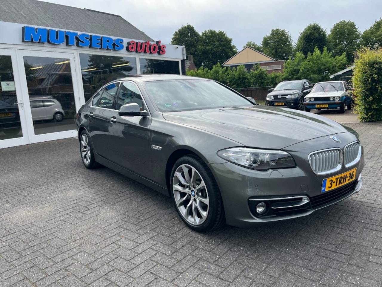 BMW 5-serie - 520i Last Minute Edition 520i Last Minute Edition, Uitstekende staat! - AutoWereld.nl