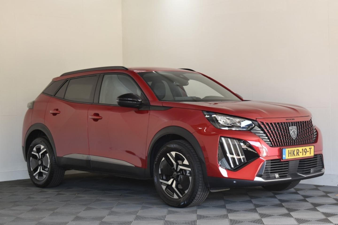Peugeot 2008 - 1.2 PureTech Allure 1.2 PURETECH 100PK ALLURE - AutoWereld.nl