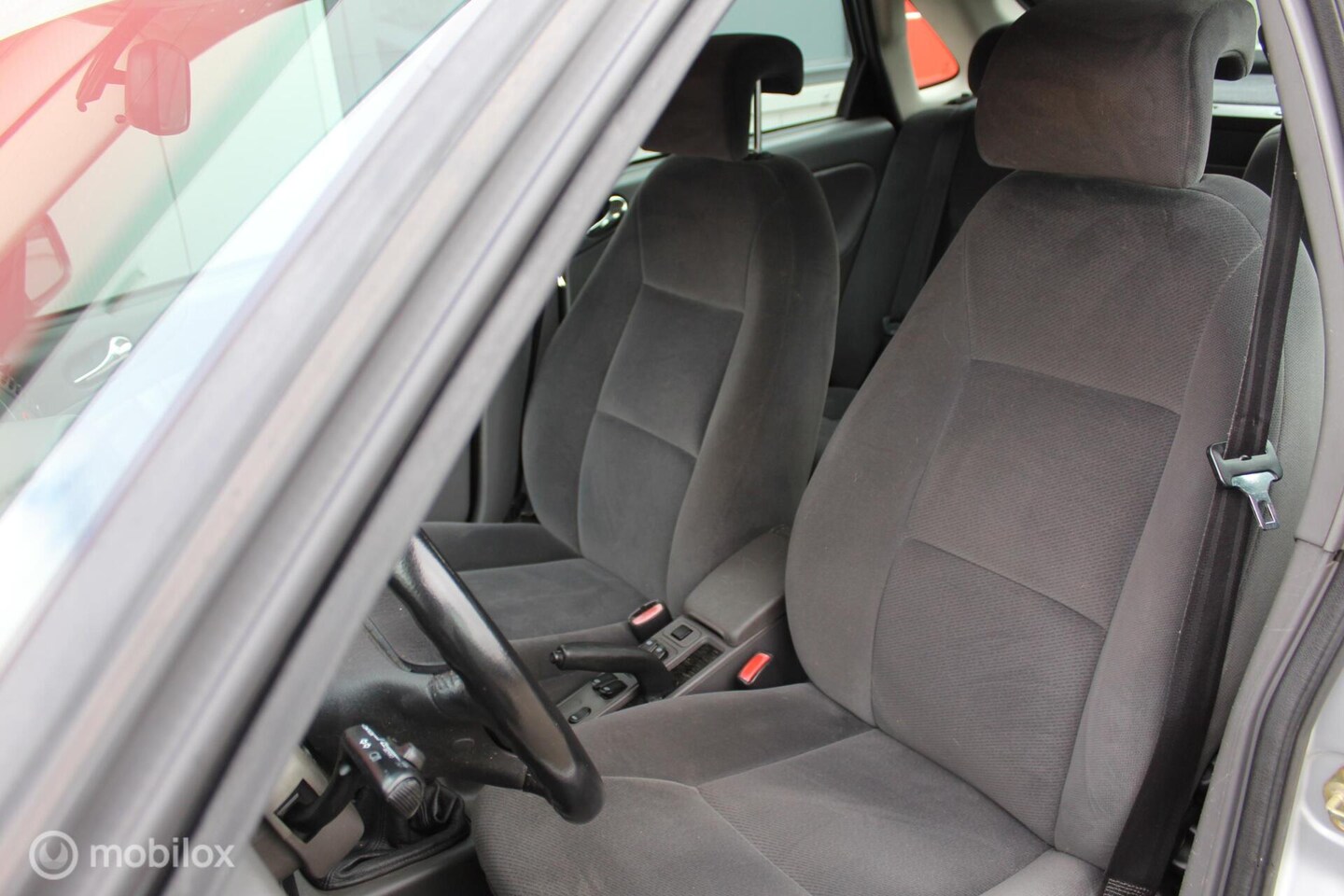 Saab 9-3 - 2.0t S Business Edition 5 Drs. Hatchback .