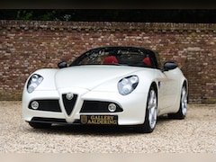 Alfa Romeo 8C - Spider "Less than 9.800 kilometers" "Less than 9.800 kilometers" - Documented with a histo
