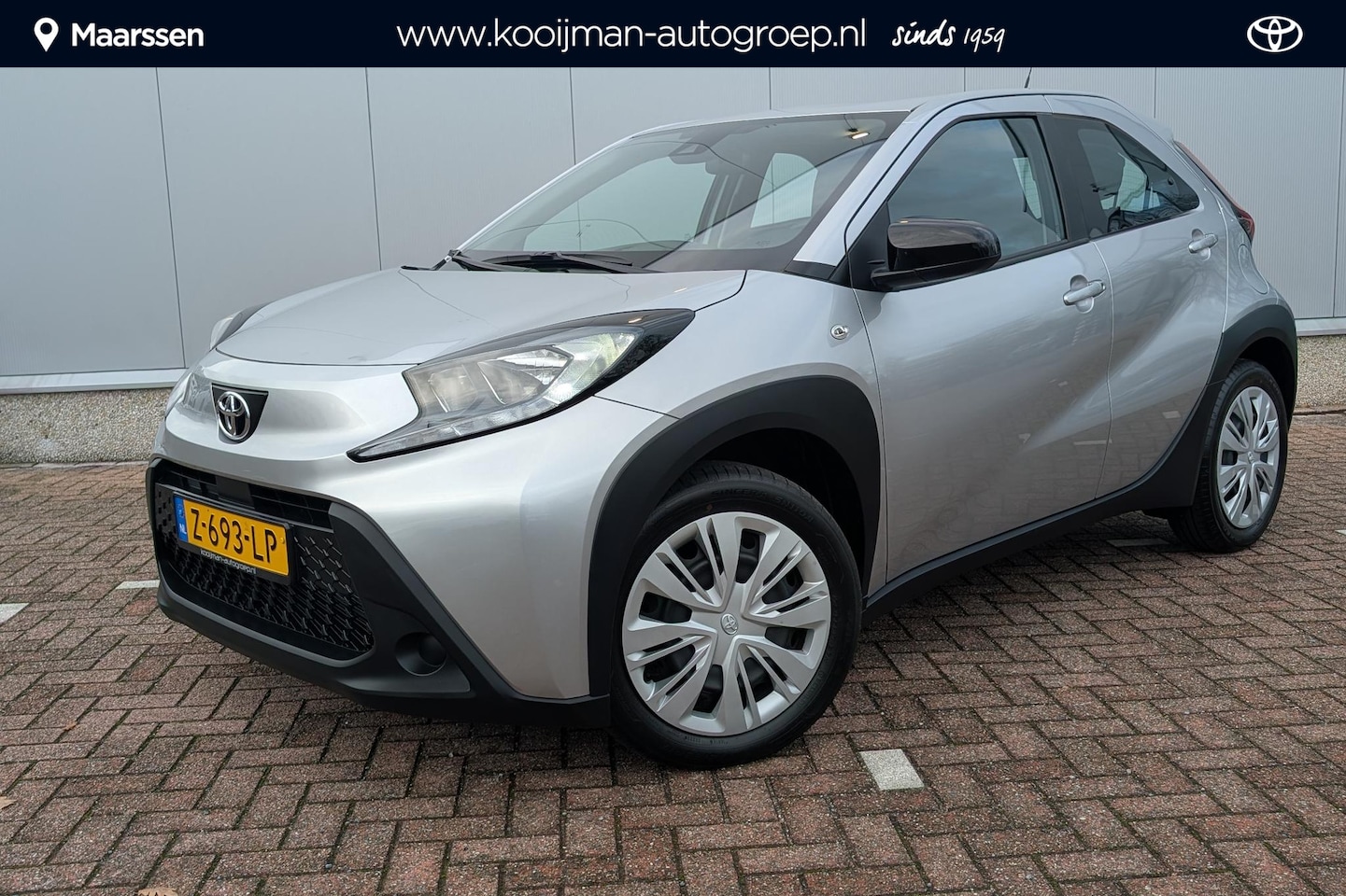 Toyota Aygo X - 1.0 VVT-i MT Play Apple Carplay | Metallic lak | Achteruitrijcamera - AutoWereld.nl