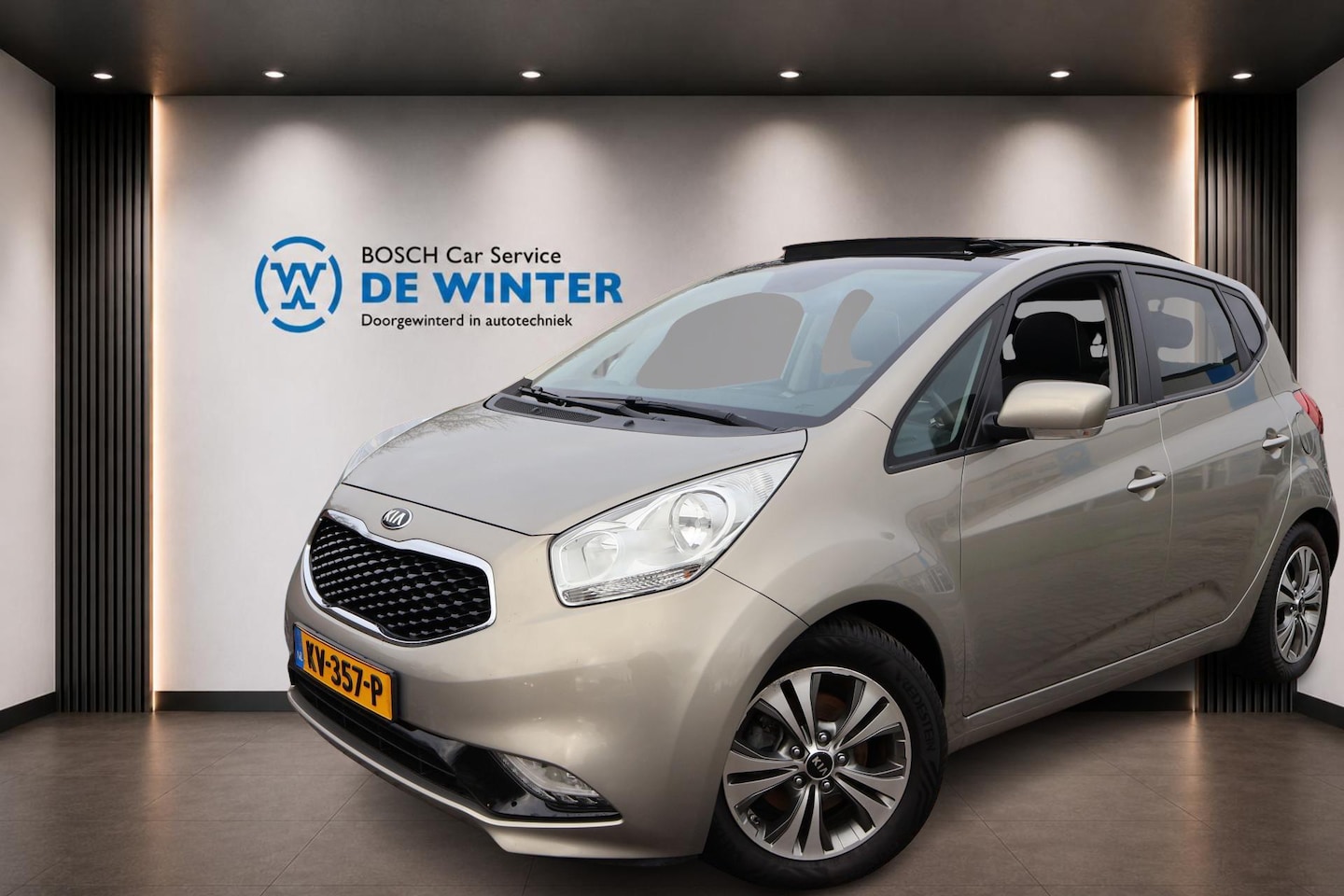 Kia Venga - 1.4 CVVT ExecutiveLine | AllSeason | Trekhaak | . - AutoWereld.nl