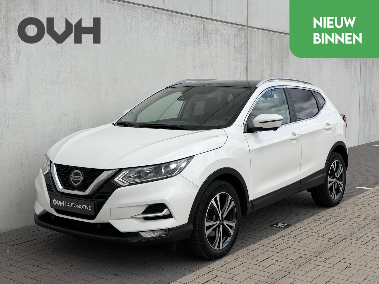 Nissan Qashqai - 1.3 N-Connecta | Carplay | Pano | Trekhaak - AutoWereld.nl
