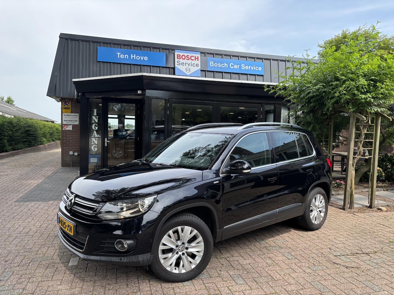 Volkswagen Tiguan - 1.4 TSI Life|Trekhaak|Cruise Control|Stoelver. - AutoWereld.nl