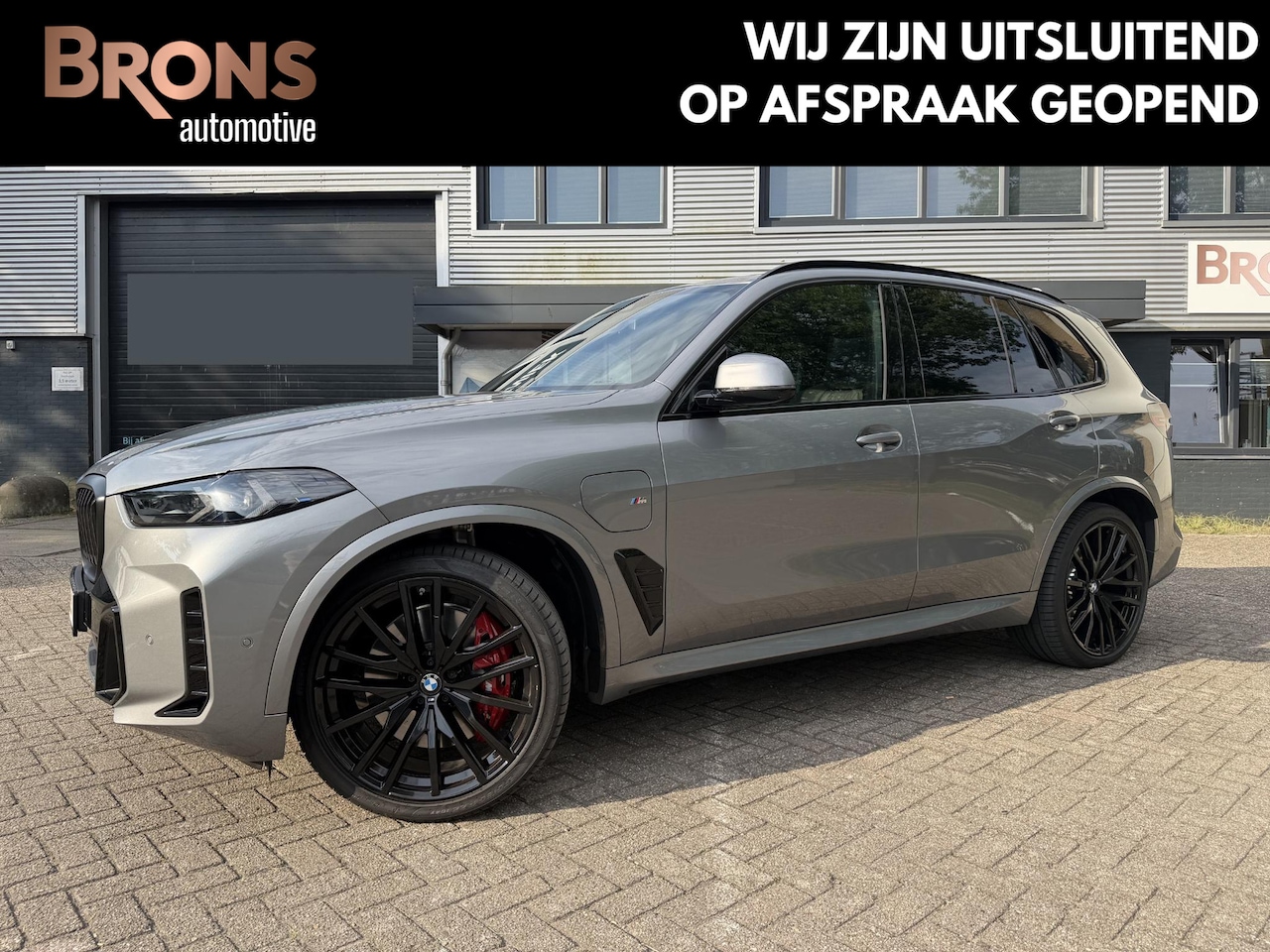 BMW X5 - xDrive50e M-sport l Pano l HUD l 22INCH l Trekhaak - AutoWereld.nl