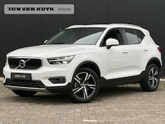 Volvo XC40 - 1.5 T2 Business Pro Driver assist/ keyless entry en kofferklep/ park assist/ trekhaak