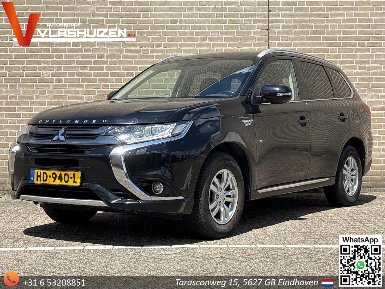 Mitsubishi Outlander - 2.0 PHEV Business Edition | Climate | Cruise | Leder | Navi | Camera | Stoelverwarming | - AutoWereld.nl