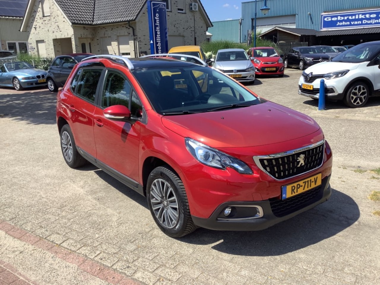Peugeot 2008 - 1.2 PURET. BLUE LION 110 pk - AutoWereld.nl