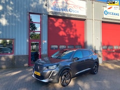 Peugeot 2008 - 1.2 PureTech Allure Pack Automaat I-Cockpit 3D CarPlay 1e Eigenaar
