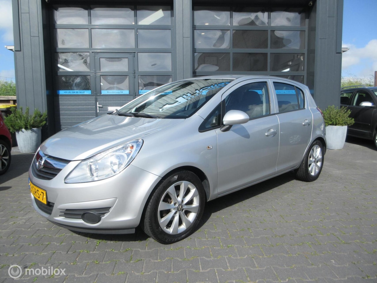 Opel Corsa - 1.2-16V Enjoy 5drs 153dkm 2e Eig Org Ned Cruise - AutoWereld.nl