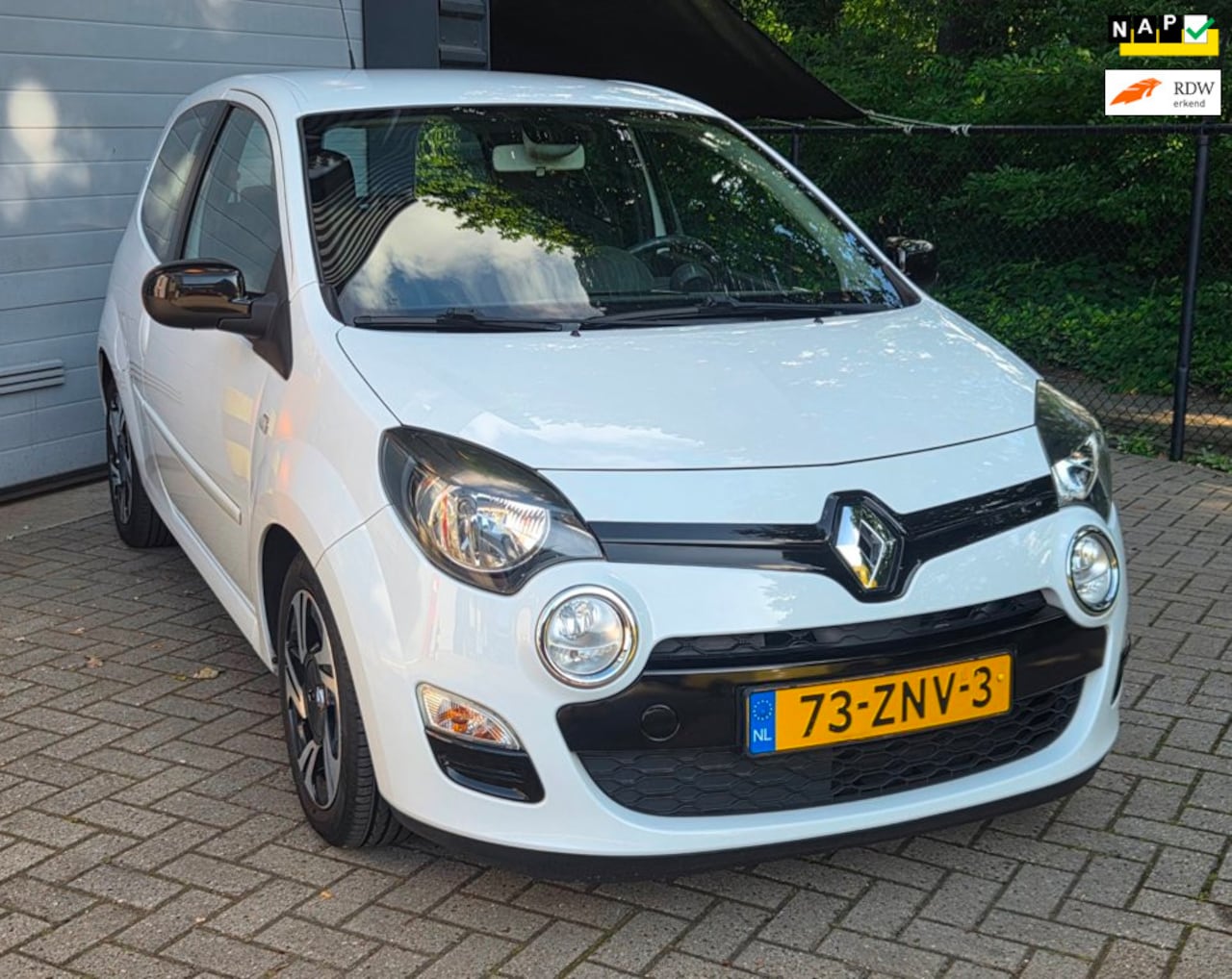 Renault Twingo - 1.2-16V Dynamique 1.2 16V Dynamique - AutoWereld.nl