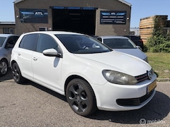 Volkswagen Golf - 1.6 TDI Comfortline BlueMotion