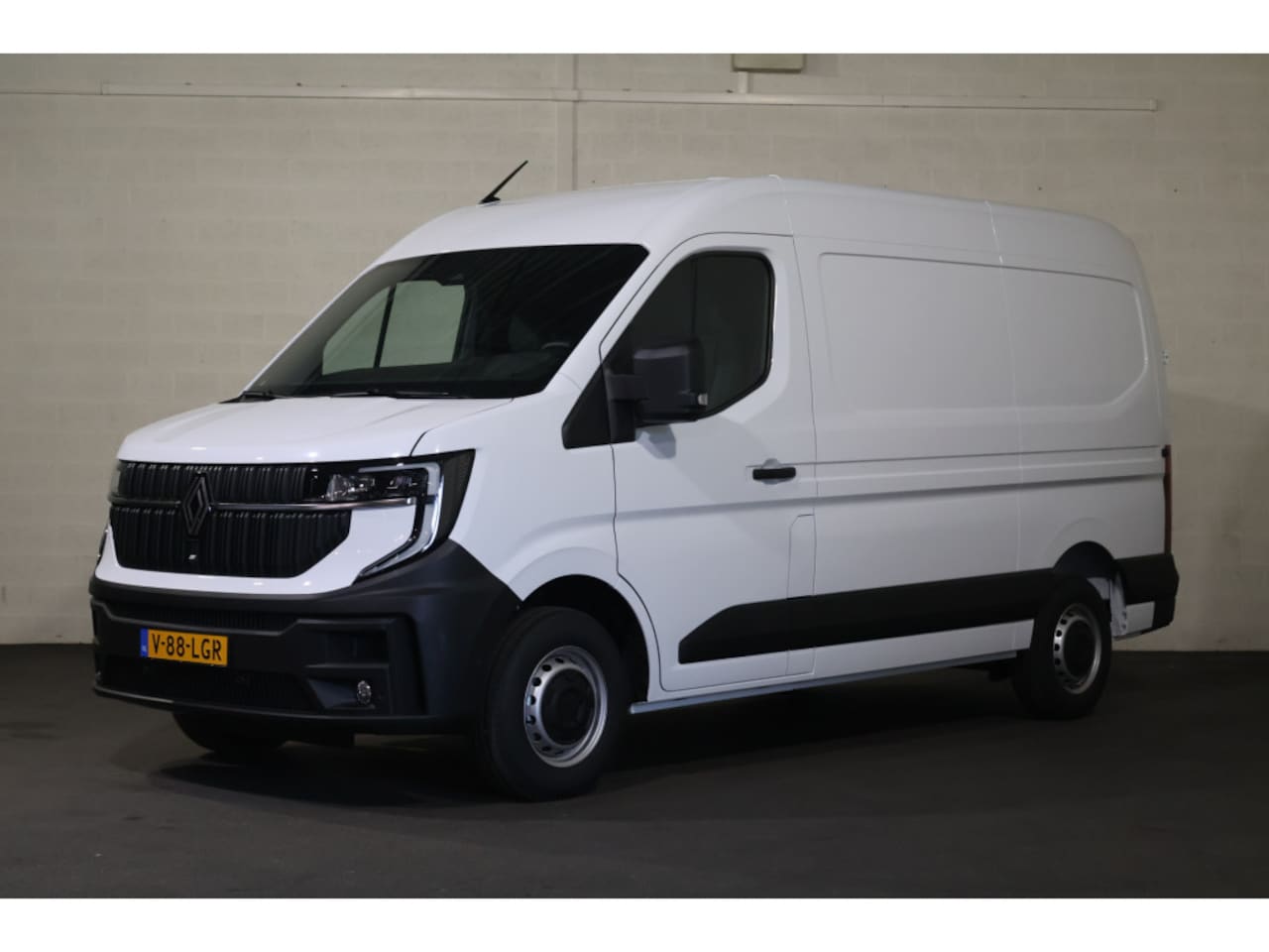 Renault Master E-Tech - T35 L2H2 Extra long range 87 kWh T35 L2 H2 Extra long range 87 kWh - AutoWereld.nl