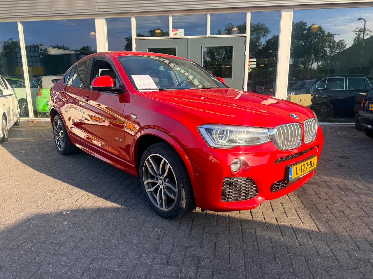 BMW X4 - XDrive28i High Executive - AutoWereld.nl