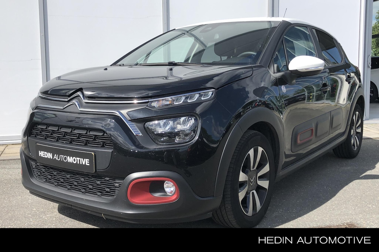 Citroën C3 - 1.2 110 PK C-Series Climate Control | Trekhaak | Cruise Control | Parkeersensoren achter | - AutoWereld.nl