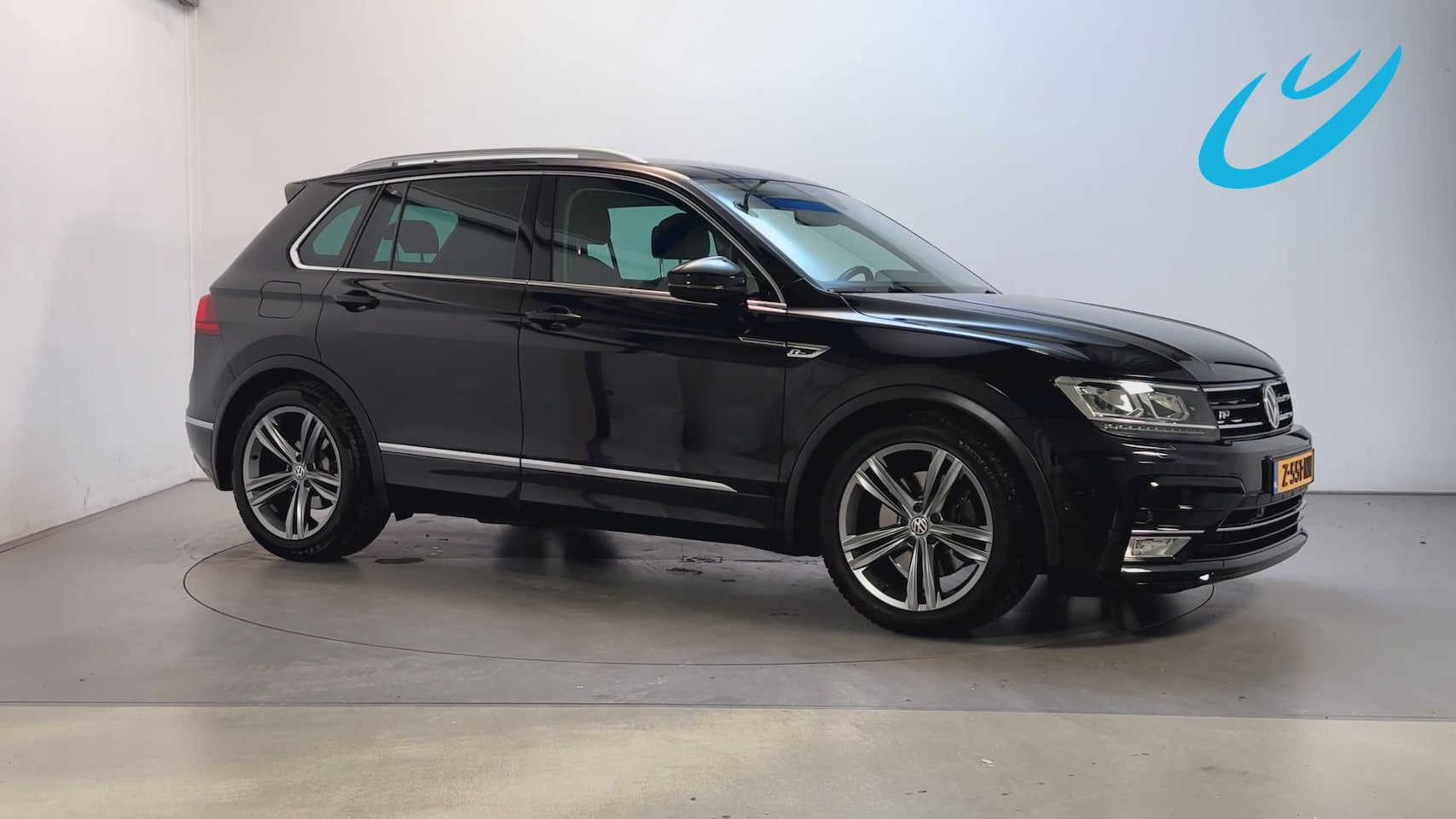 Volkswagen Tiguan - 2.0 TSI 180pk 4Motion Highline Stoelverwarming Camera App-Connect - AutoWereld.nl
