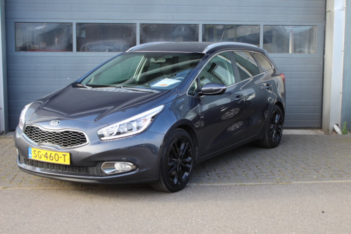 Kia Cee'd Sportswagon - 1.6 GDI Super Pack Premium 1.6 GDI Super Pack Premium - AutoWereld.nl