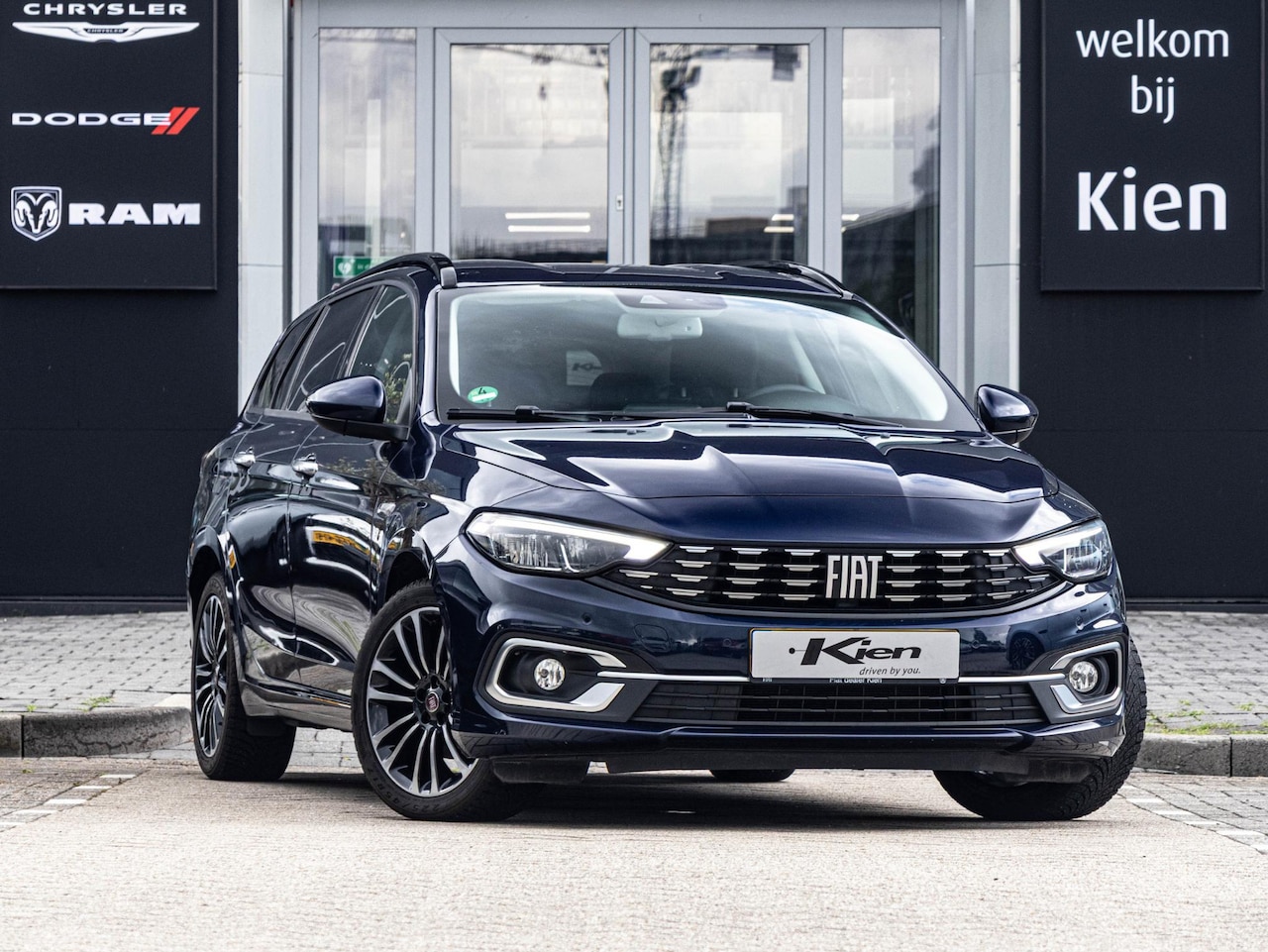 Fiat Tipo Stationwagon - 1.0 Life | Navigatie | PDC Voor achter | Cruise Control | - AutoWereld.nl