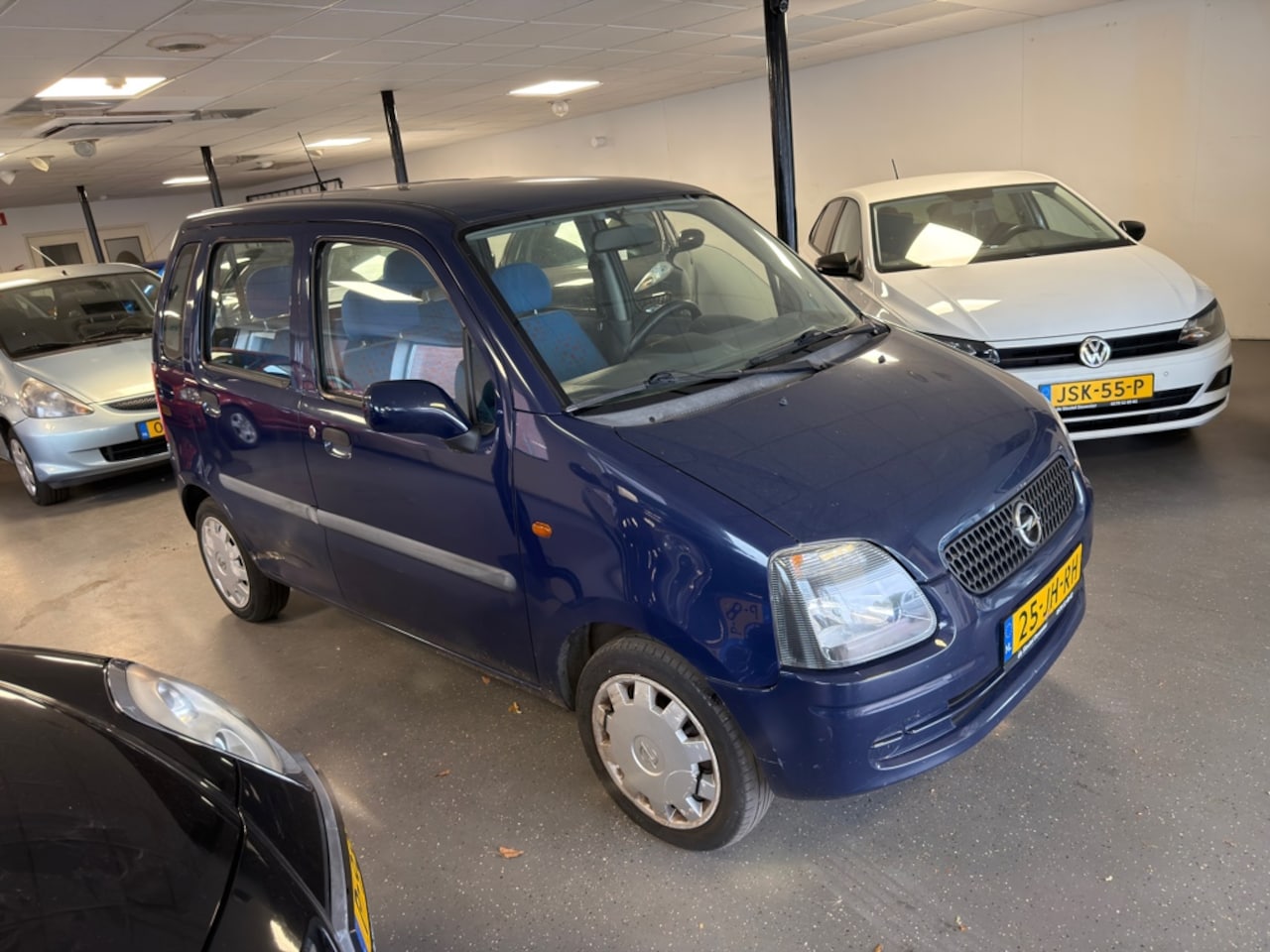 Opel Agila - 1.2-16V Comfort 1.2-16V Comfort - AutoWereld.nl