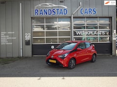 Toyota Aygo - 1.0 VVT-i x-play Airco Camera Elek Pakket 5Deurs 2021bj GARANTIE