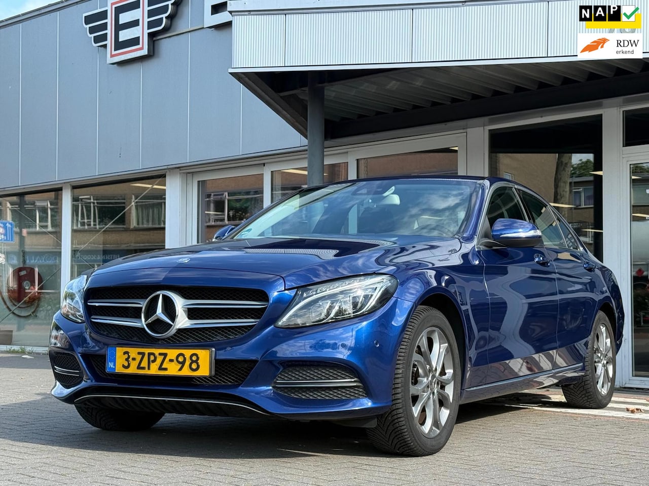 Mercedes-Benz C-klasse - 180 Lease Edition 180 Lease Edition - AutoWereld.nl