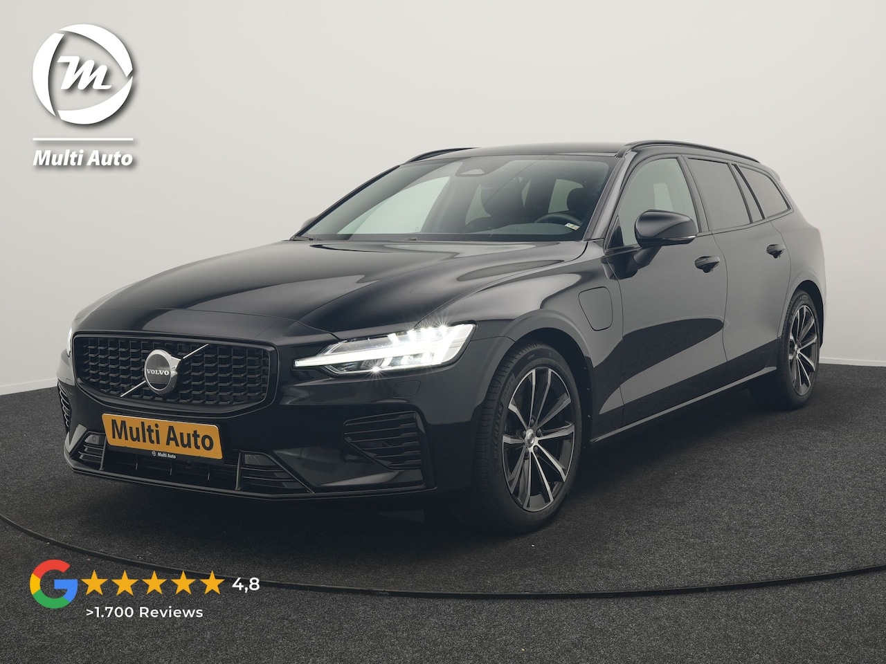 Volvo V60 - T6 Recharge AWD R-Design LONG RANGE PHEV 350pk Dealer O.H. | Trekhaak Af Fabriek | Camera - AutoWereld.nl