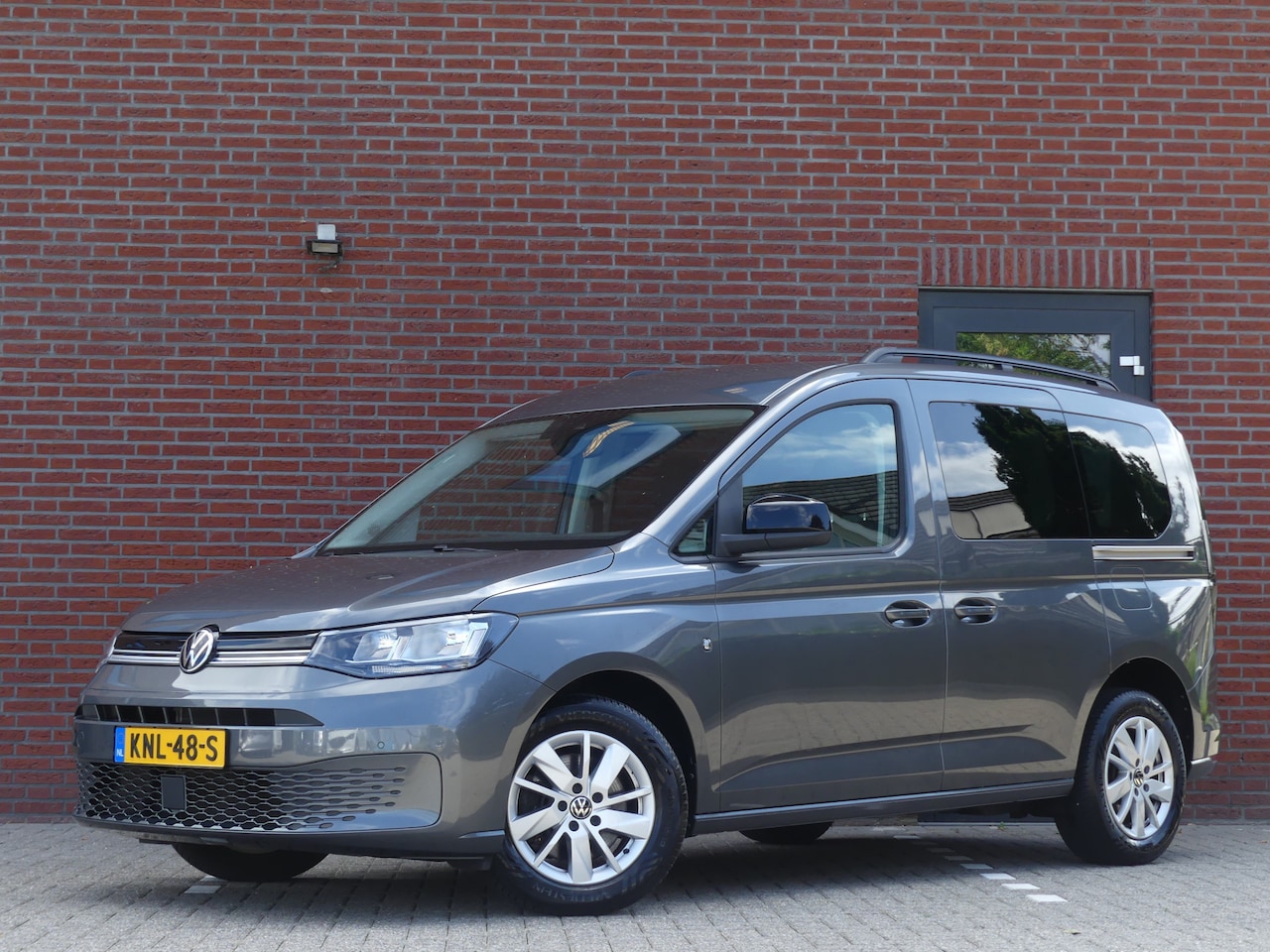 Volkswagen Caddy - 1.5 TSI Trekhaak / Adap. Cruise - AutoWereld.nl