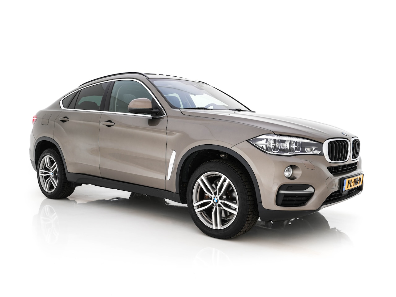 BMW X6 - xDrive30d High Executive (INCL-BTW) Aut. *PANO | LEATHER | FULL-LED | HARMAN/KARDON | BLIN - AutoWereld.nl