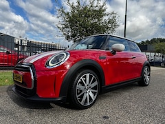 MINI 3-Deurs - (f56) 1.5 136pk Cooper Aut6 Classic Sportst. Driving ass. Clima Multi Media Groot Xenon Ha