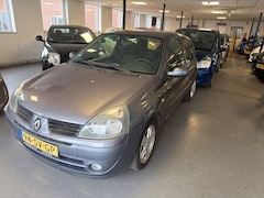 Renault Clio - 1.2-16V Community