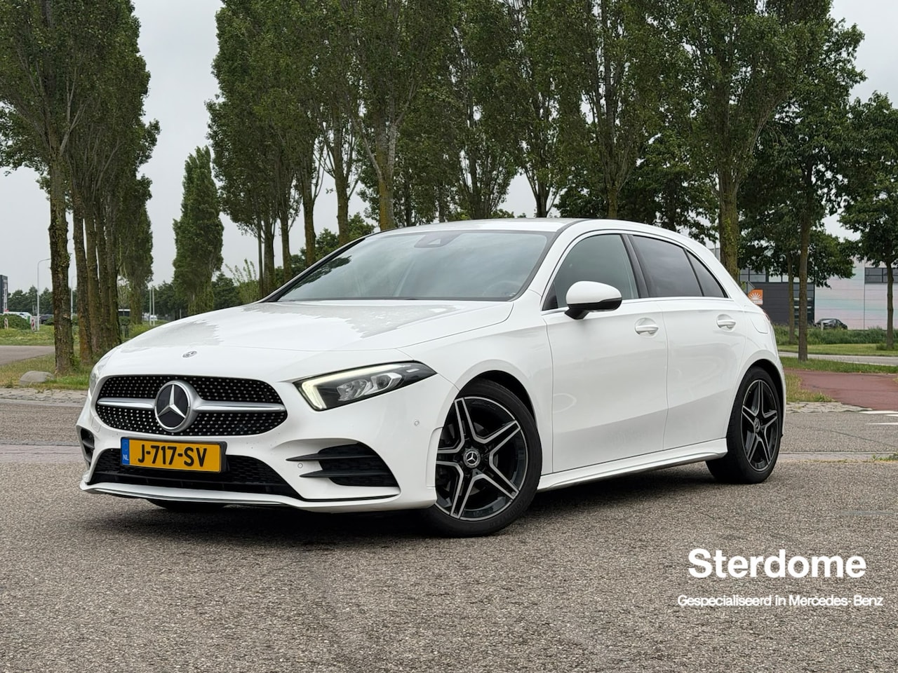 Mercedes-Benz A-klasse - 180 Business Solution AMG I Automaat I Camera I Tempomaat I Stoelverwarming I Led High Per - AutoWereld.nl
