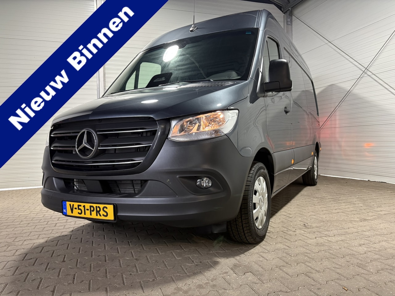 Mercedes-Benz Sprinter - 317 1.9 CDI L2H2 RWD VVB505 Prijs zoals getoond - AutoWereld.nl