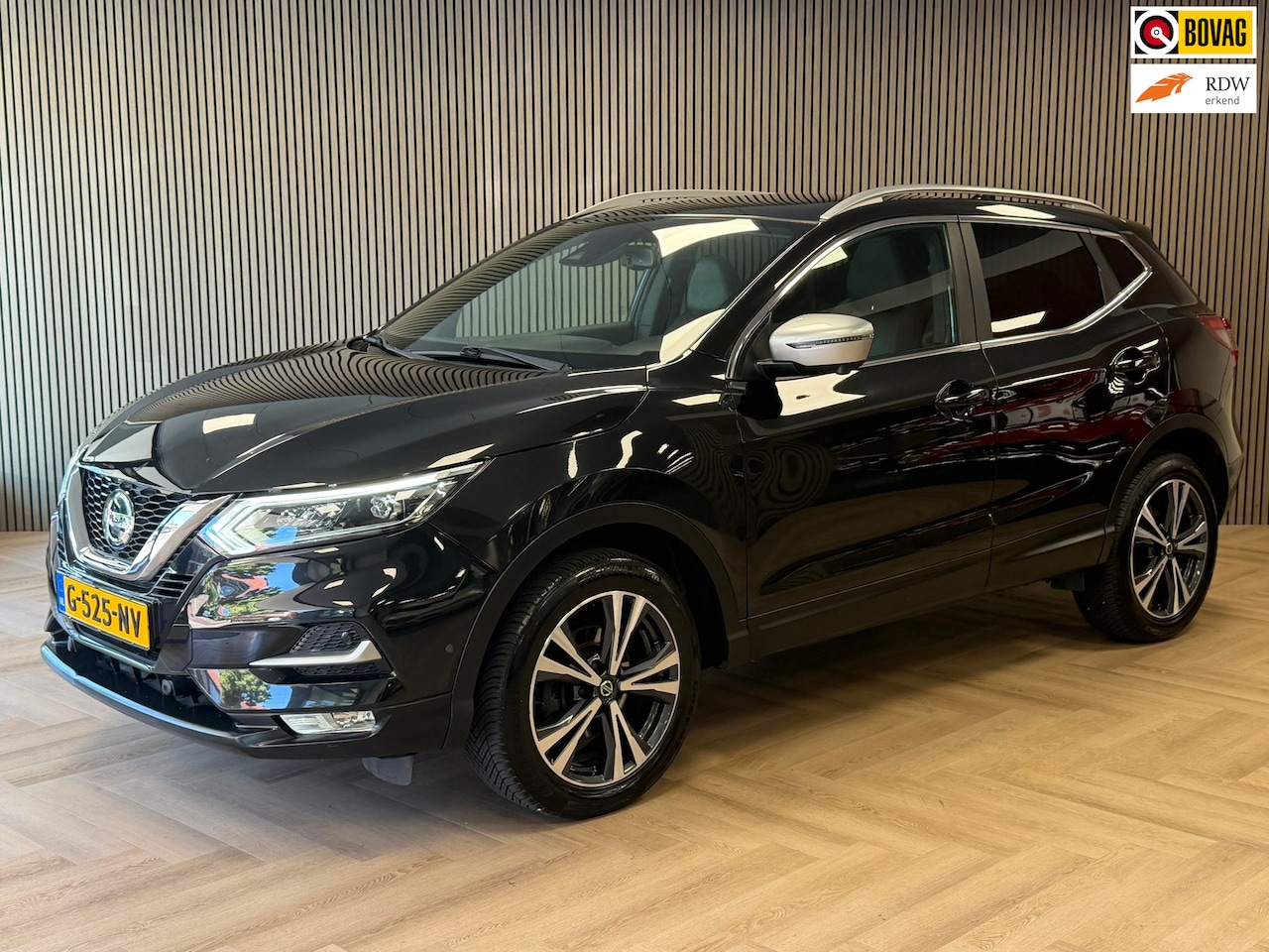 Nissan Qashqai - 1.3 DIG-T Tekna + PANORAMAKDAK PDC TREKHAAK LEDER CRUISE KEYLESS-GO CAMERA 360 NAVIGATIE S - AutoWereld.nl