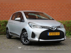 Toyota Yaris - 1.3 VVT-i 100pk Aspiration | NL-auto | Facelift model | 5 deuren | Airco | Camera | Radio