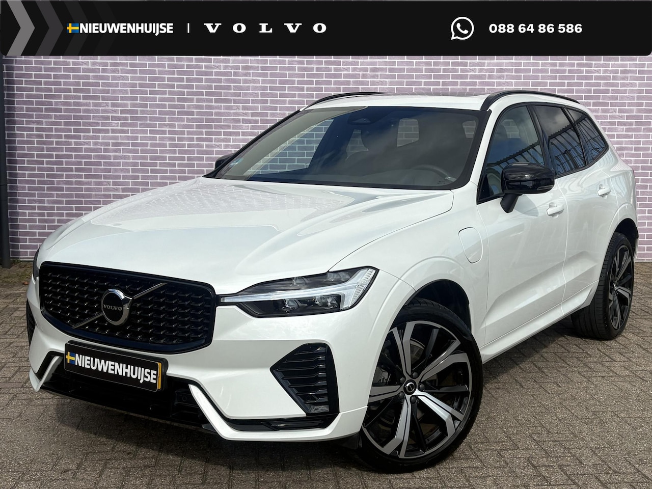 Volvo XC60 - 2.0 T6 Plug-in hybrid AWD Plus Dark | SOH:99% | Long Range | Google | Trekhaak | Panorama- - AutoWereld.nl