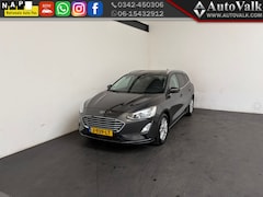 Ford Focus Wagon - 1.0 EcoBoost ST Line Business. Trekhaak