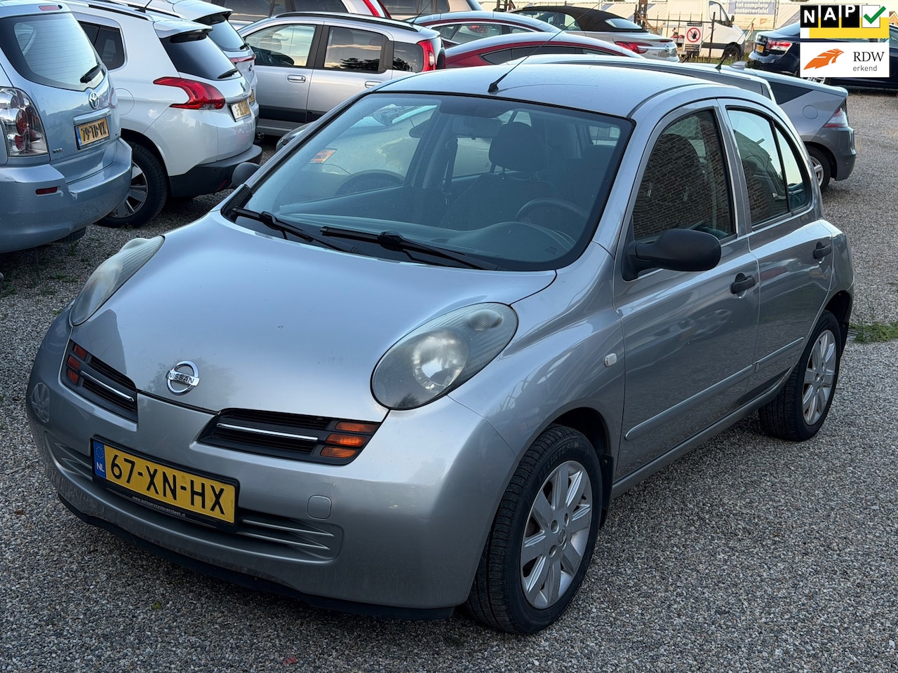 Nissan Micra - 1.2 Visia Automaat Airco Trekhaak Elektrisch Ramen Laag Kilometers - AutoWereld.nl