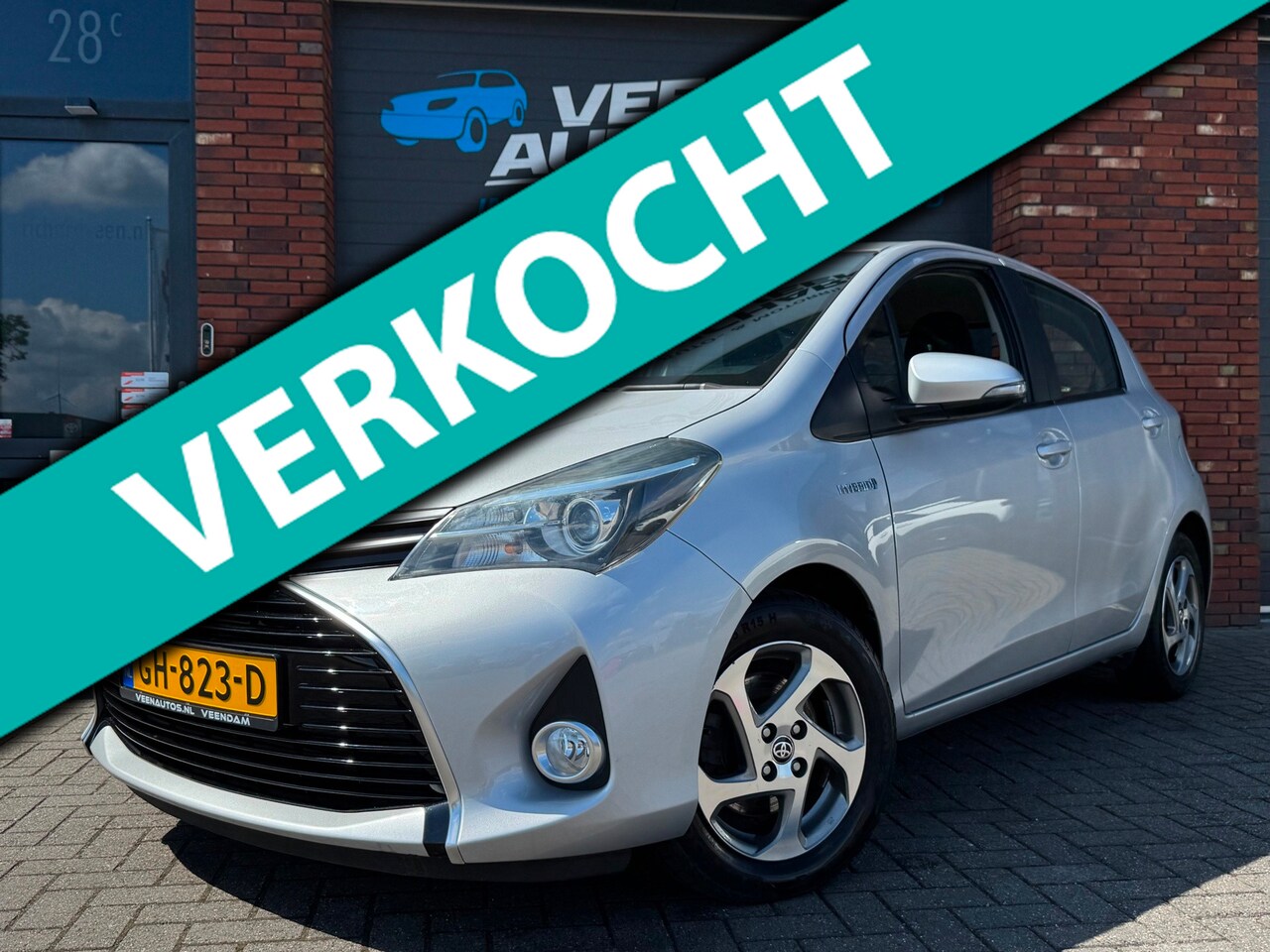 Toyota Yaris - 1.5 Hybrid Lease Camera Navi Lichtmetaal - AutoWereld.nl