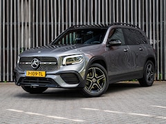 Mercedes-Benz GLB - 180 AUT. AMG-Style 7-PERS. |Panorama|Sfeerverlichting|Camera|Trekhaak|Keyless|Carplay|Clim