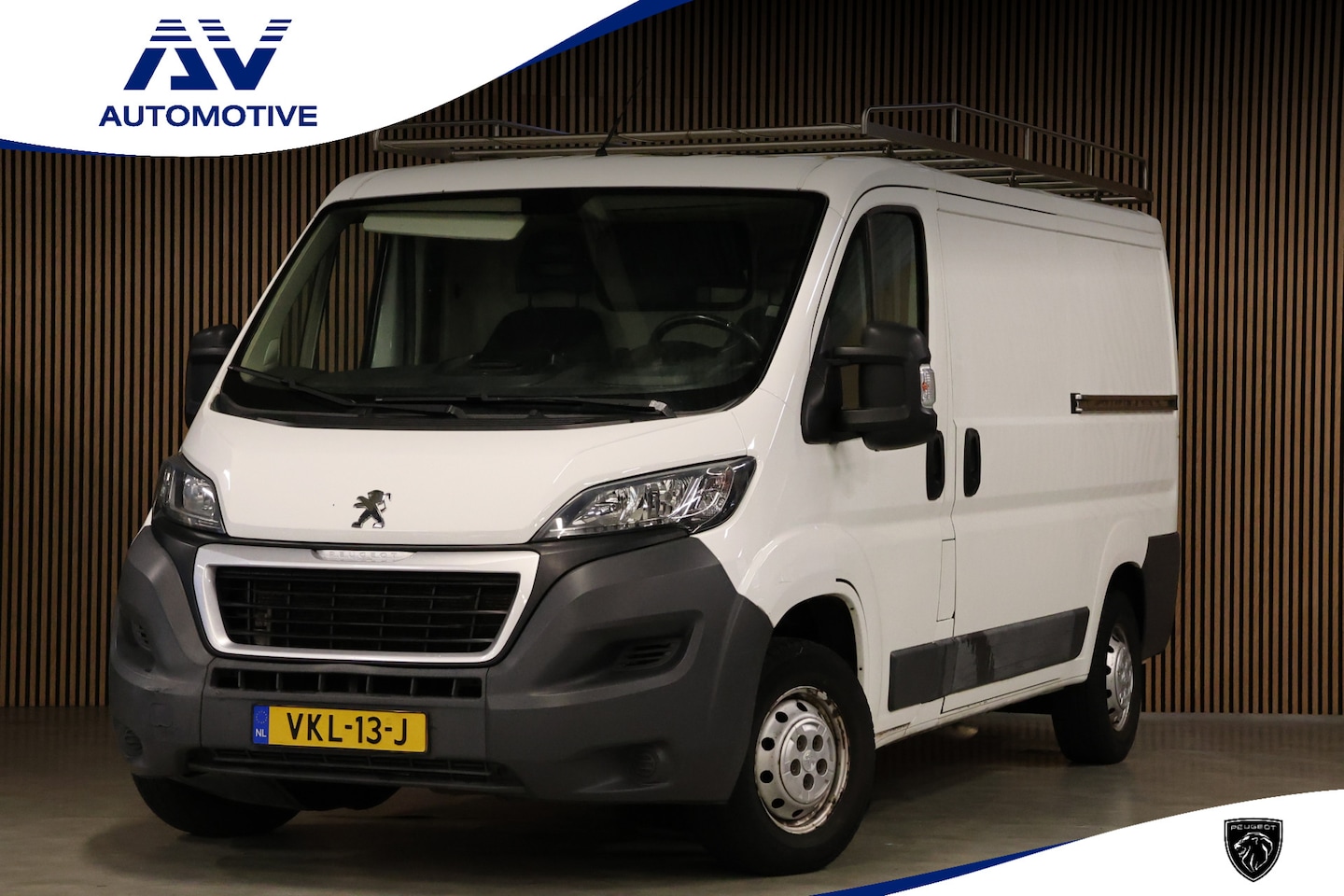 Peugeot Boxer - 330 2.2 HDI L2H1 | L+R Schuifdeur | Airco | Bluetooth | Trekhaak | 6 versnellingen | Betim - AutoWereld.nl