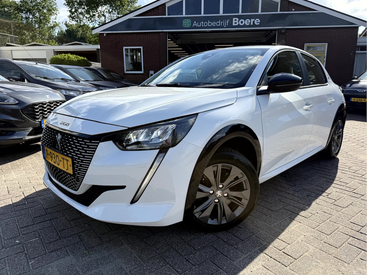 Peugeot e-208 - EV Active Pack 50 kWh SOH 91.8%, Navi, Led, 16''Lmv - AutoWereld.nl
