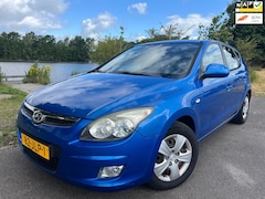 Hyundai i30 - 1.4i Blue Dynamic | Clima | Schuifkanteldak | Nieuwe apk bij levering