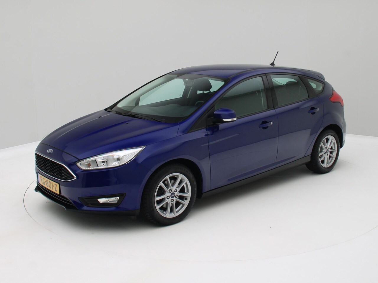 Ford Focus - 1.0 Lease Edition Navi / PDC / Trekhaak / Origineel NL - AutoWereld.nl