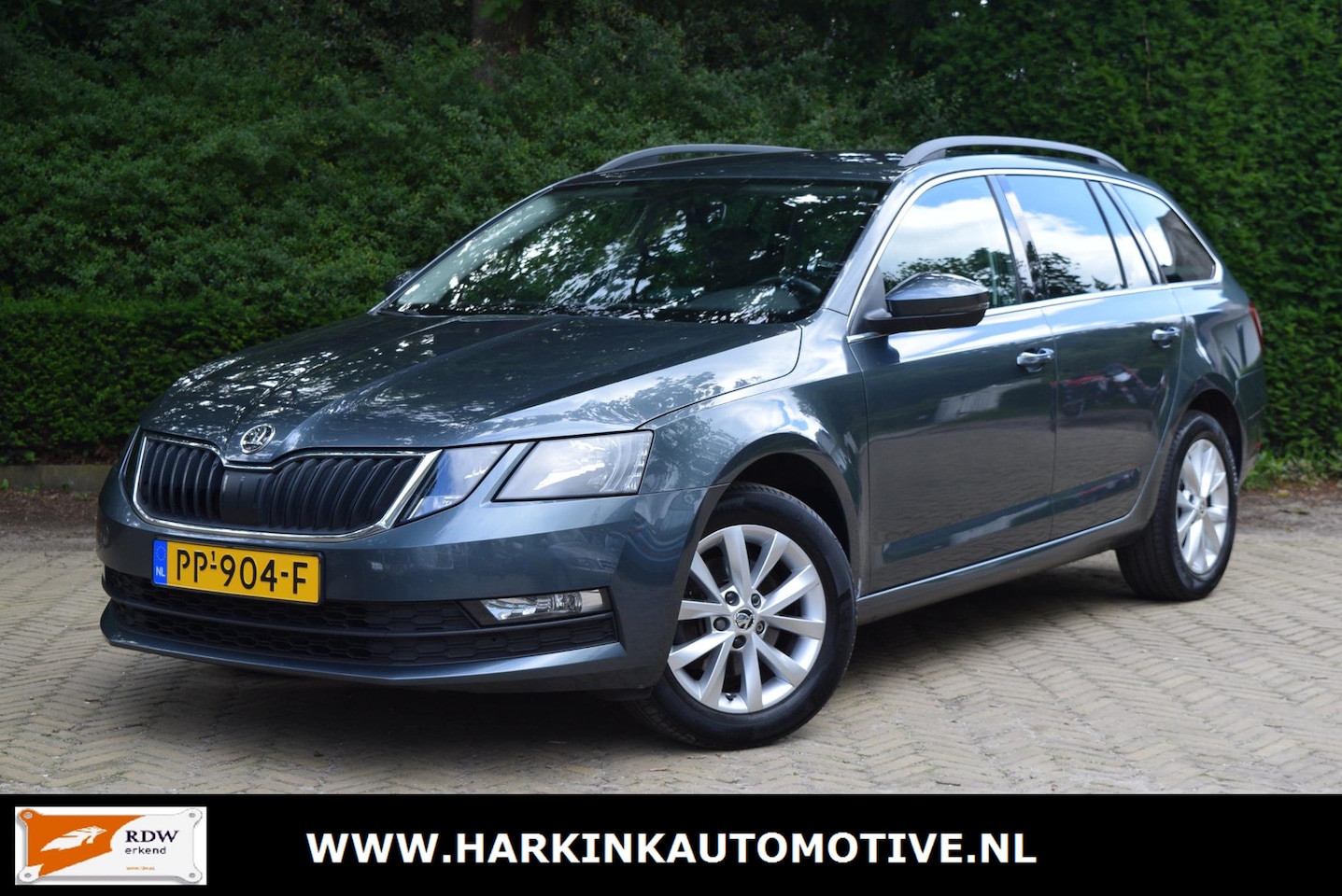 Skoda Octavia Combi - 1.0 TSI Greentech Ambition Business | APK tot 07.2027 | Stoelverwarming | Navi | Trekhaak - AutoWereld.nl