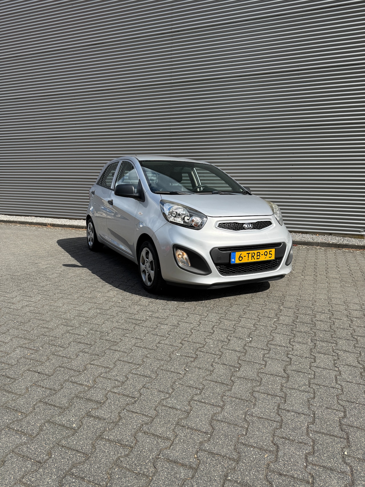 Kia Picanto - 1.0 CVVT EconomyLine - AutoWereld.nl